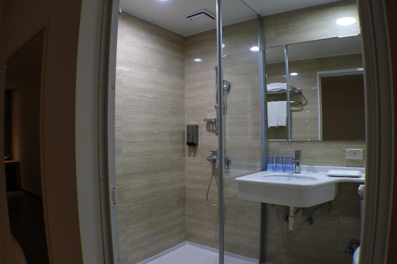 Mingli Hotel Kaohsiung Luaran gambar