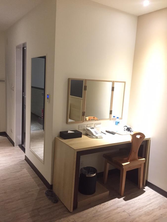 Mingli Hotel Kaohsiung Luaran gambar