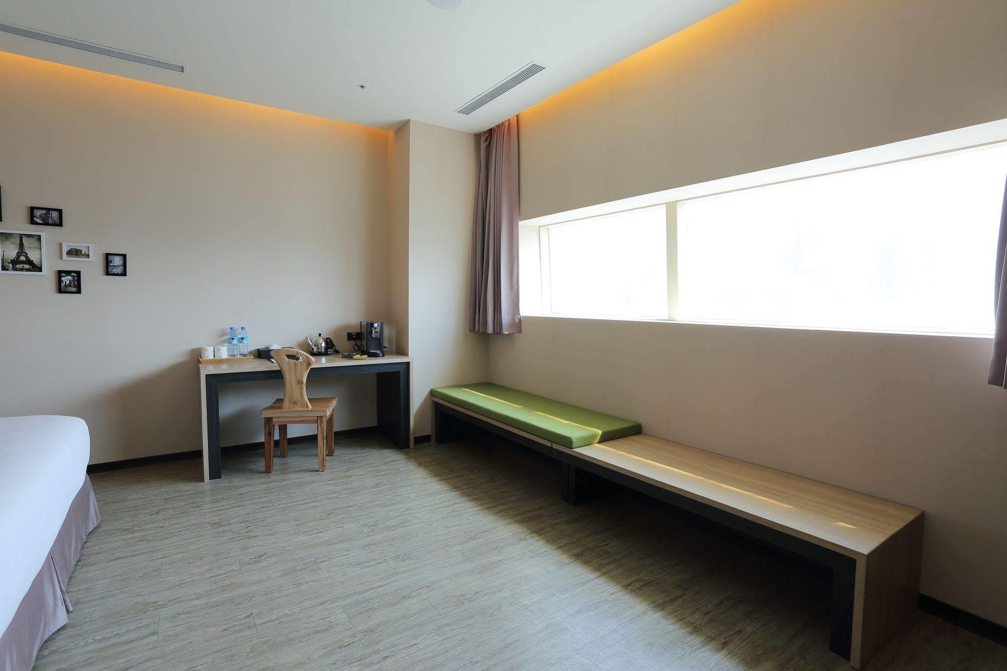 Mingli Hotel Kaohsiung Luaran gambar
